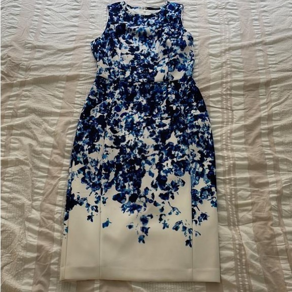 Vince Camuto fitted dress - Picture 8 of 11